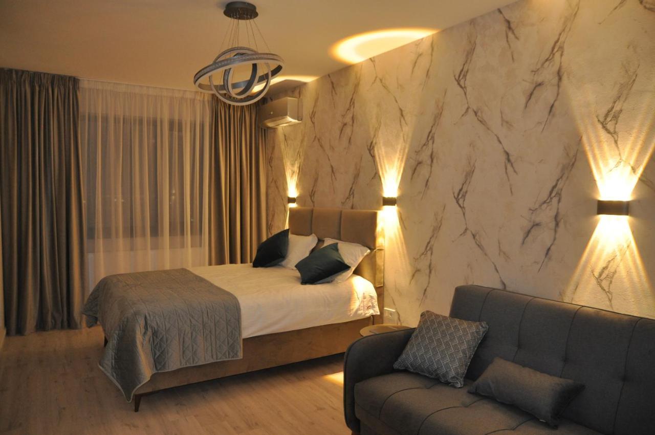 Апартаменты Rentforcomfort Sky Garden Studio Бухарест Экстерьер фото